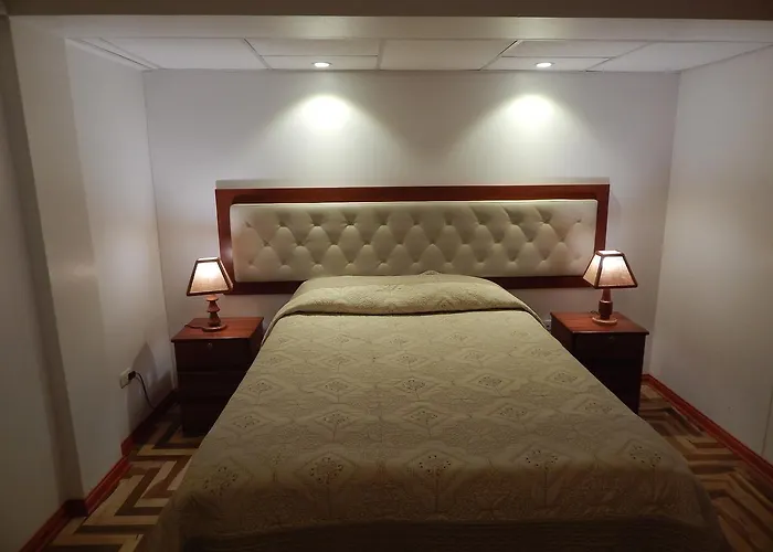Residencial Plaza Espana 3*